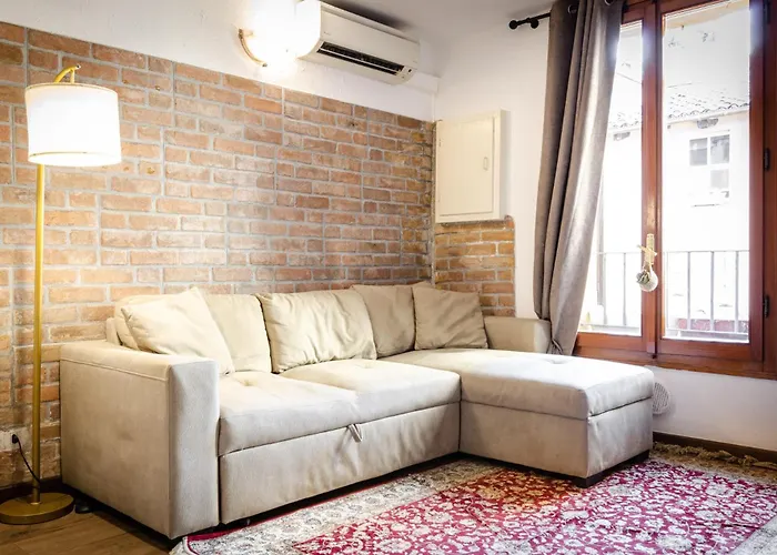 Casa Zamboni Daire *